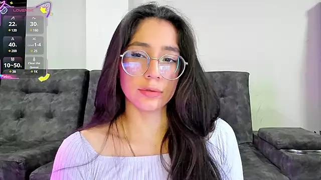 emmadiaz1 from StripChat