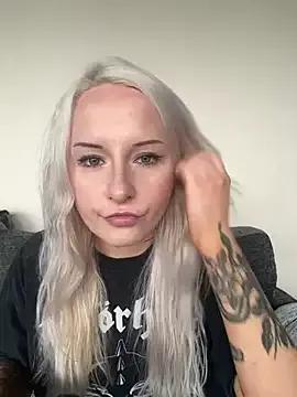 EmmaXXX666 from StripChat is Freechat