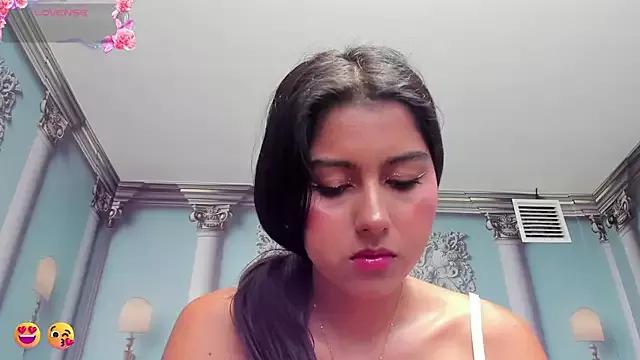 Emmy_Cute18 from StripChat