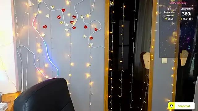 EmmyGreans from StripChat