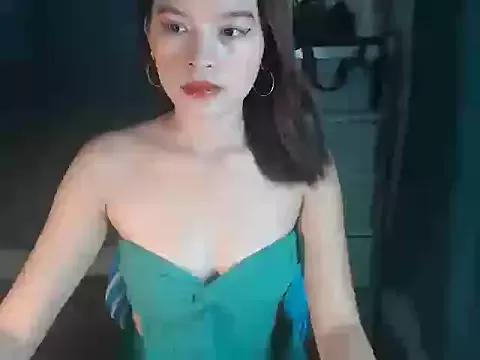 Enchantressxshaira from StripChat is Freechat