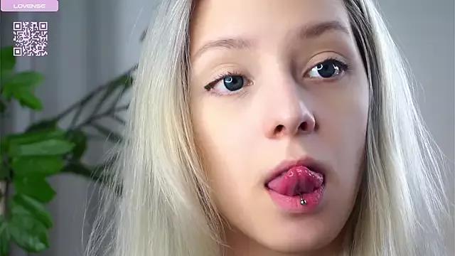 EngelFugler from StripChat