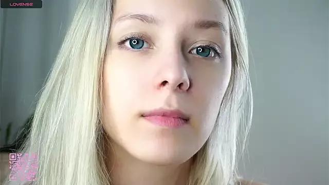 EngelFugler from StripChat