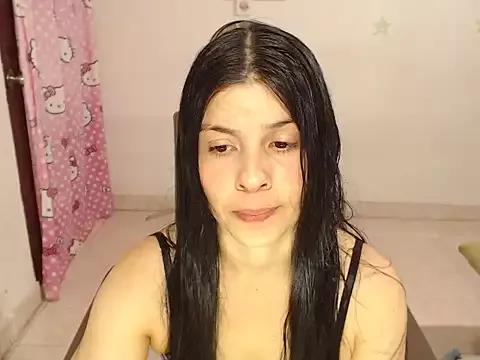 Estefani_32 from StripChat