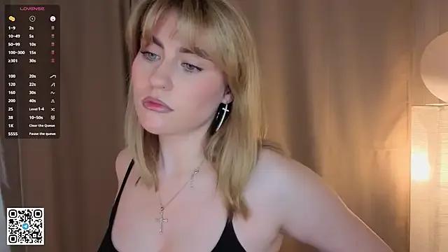 EuniceRaymundo from StripChat is Freechat