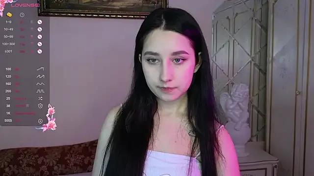 Eva_Maller from StripChat is Freechat
