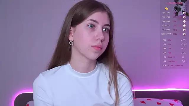 EvaAkins from StripChat