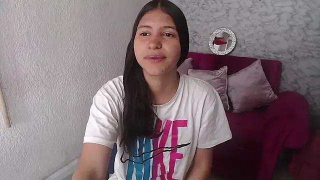 Evagirl69 from StripChat is Freechat