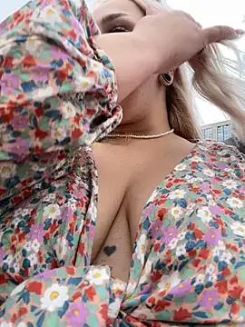 EvaOffi from StripChat is Freechat