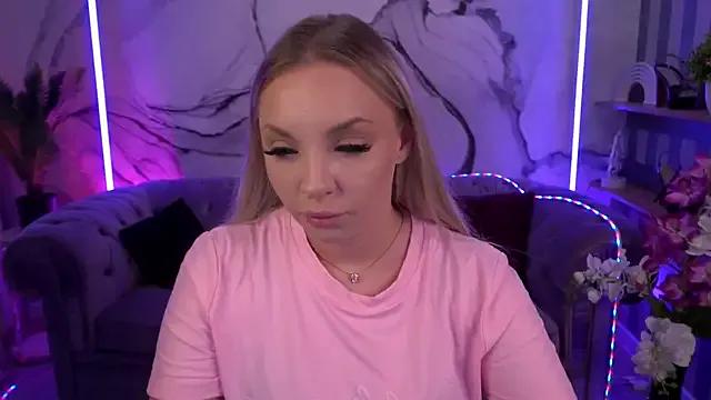 Checkout girls naked models with similar nickname. Cute sexy Free Models.