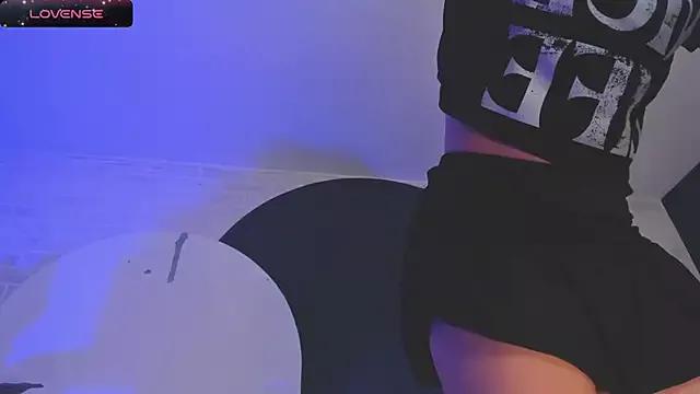 EveBensonX from StripChat