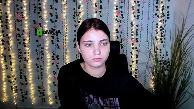 Checkout girls naked models with similar nickname. Cute sexy Free Models.