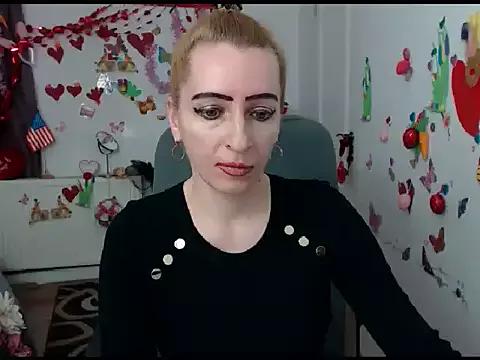 EvelynAngell from StripChat