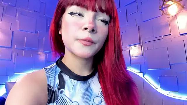 evelyncandydark from StripChat is Freechat