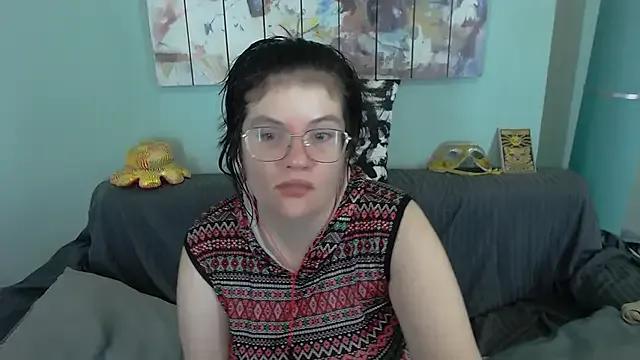EverlyRays from StripChat is Freechat