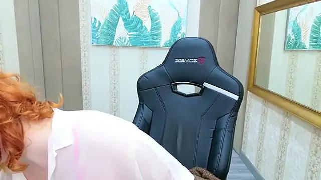 Evie_Berret from StripChat is Freechat