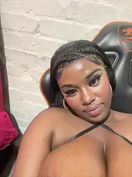 EXOTIC_BEAUTY25_X from StripChat is Freechat