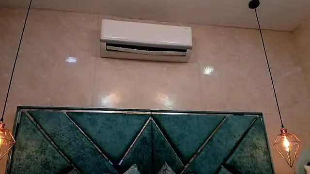 EXOTIC_TRANS from StripChat is Freechat