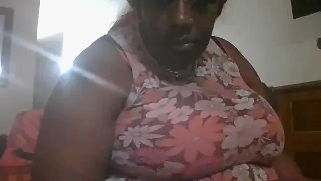 ExoticChocolit from StripChat is Freechat