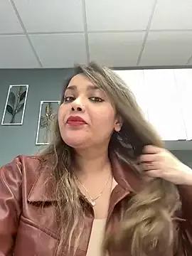 famous_indian_girl from StripChat is Freechat