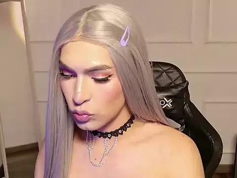 Fantastic_Jessy from StripChat is Freechat