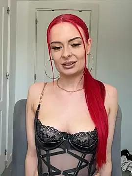 FariBanxOfficial from StripChat is Freechat