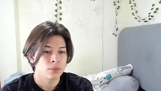 Felix_art from StripChat is Freechat
