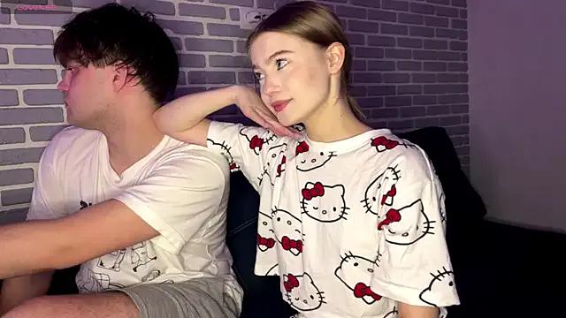 fetchingcouplee from StripChat is Freechat