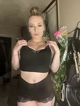 Fkknspoiledbrat on StripChat 