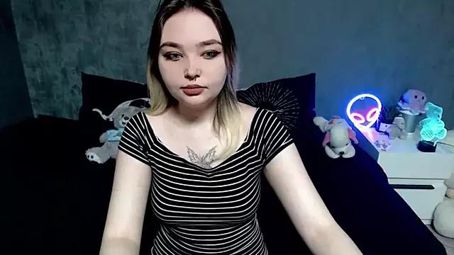 Flirty_Janes from StripChat is Freechat