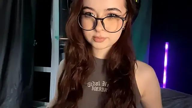 FloralAtoll from StripChat is Freechat