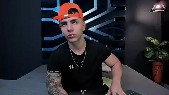 Flynn_Riider from StripChat is Freechat
