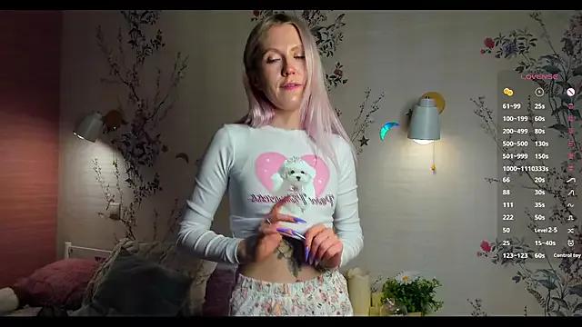 Checkout girls naked models with similar nickname. Cute sexy Free Models.