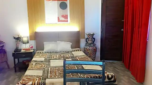 FuckdollLunaxX from StripChat is Freechat