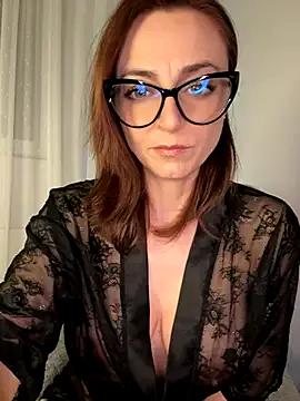 FuckingSunshine37 from StripChat is Freechat