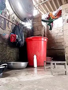 Fucksquirt2k from StripChat is Freechat