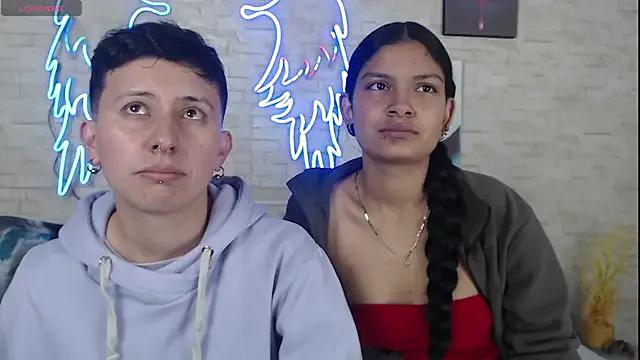 Gaby_and_Mei from StripChat is Freechat