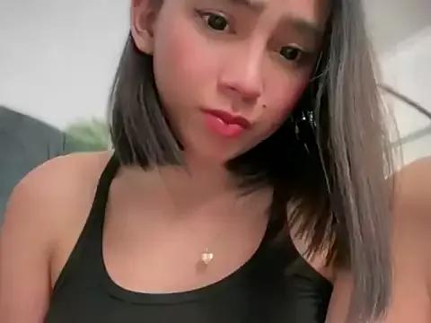 GenesisCastillano from StripChat