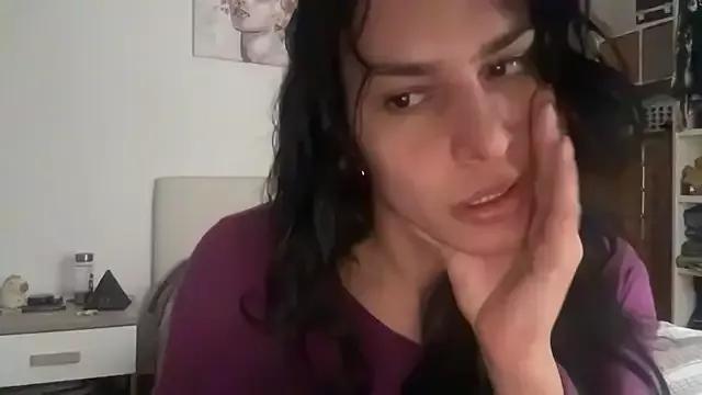 GGmoon81 from StripChat
