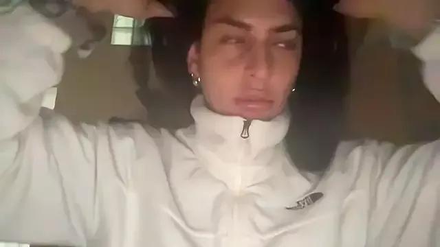 GGmoon81 from StripChat
