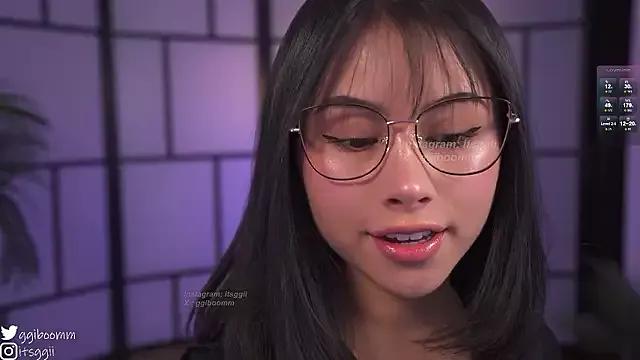 Gigi_ohlala from StripChat