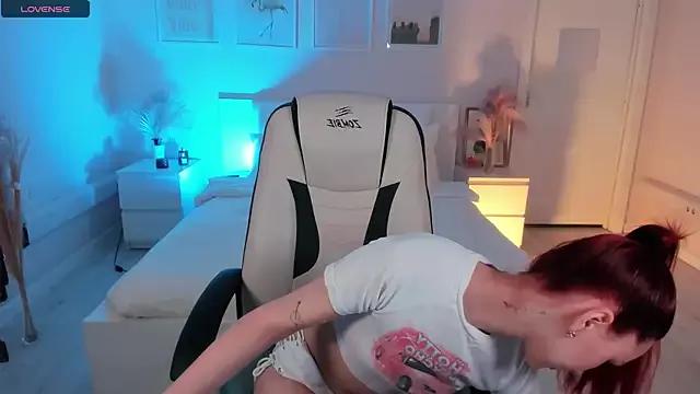 Ginger_Jessy from StripChat