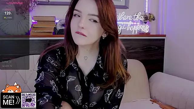 Ginger_Pie from StripChat