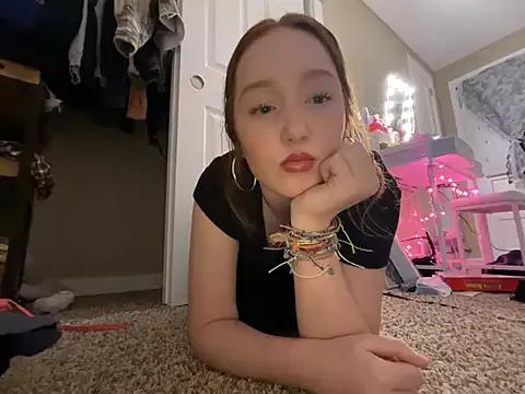 gingerbabe18 from StripChat