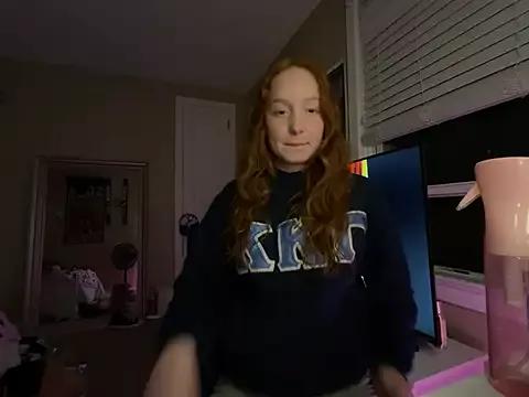 gingerbabe18 from StripChat