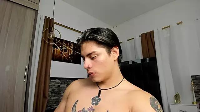 Giordano_Russo from StripChat is Freechat