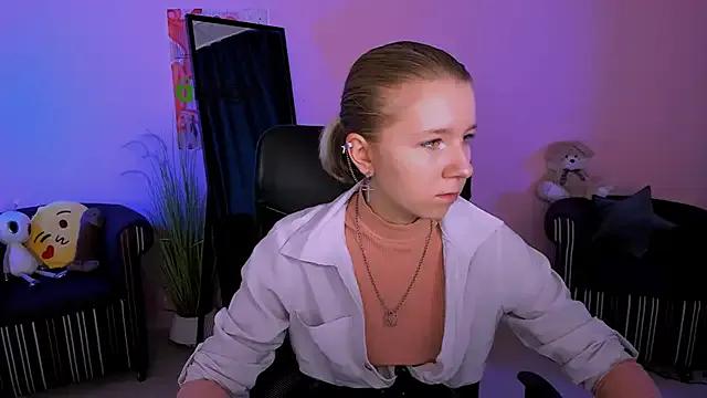 Checkout girls naked models with similar nickname. Cute sexy Free Models.