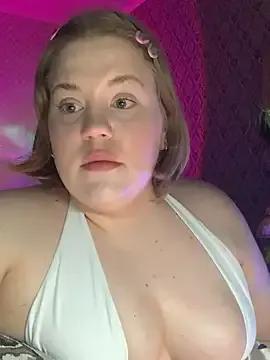 GoddessOfKittens from StripChat
