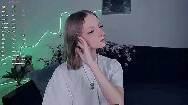 Checkout girls naked models with similar nickname. Cute sexy Free Models.