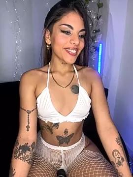 Try glamour webcams. Cute sweet Free Cams.